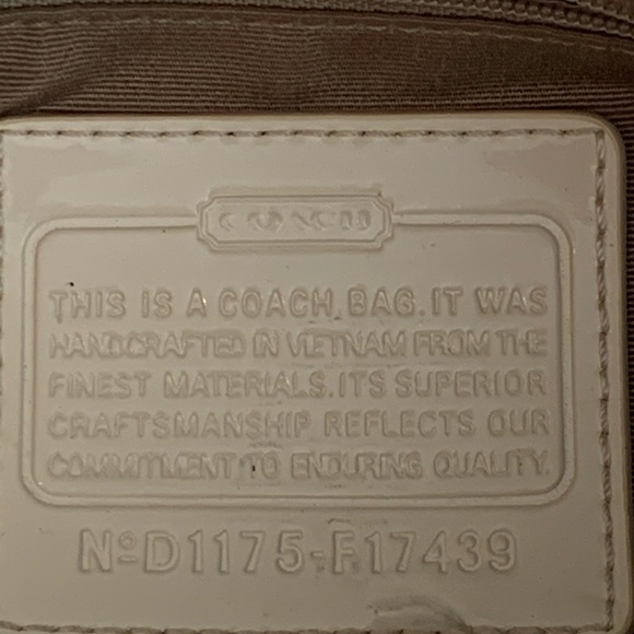 Coach purse - Picture 5 of 11